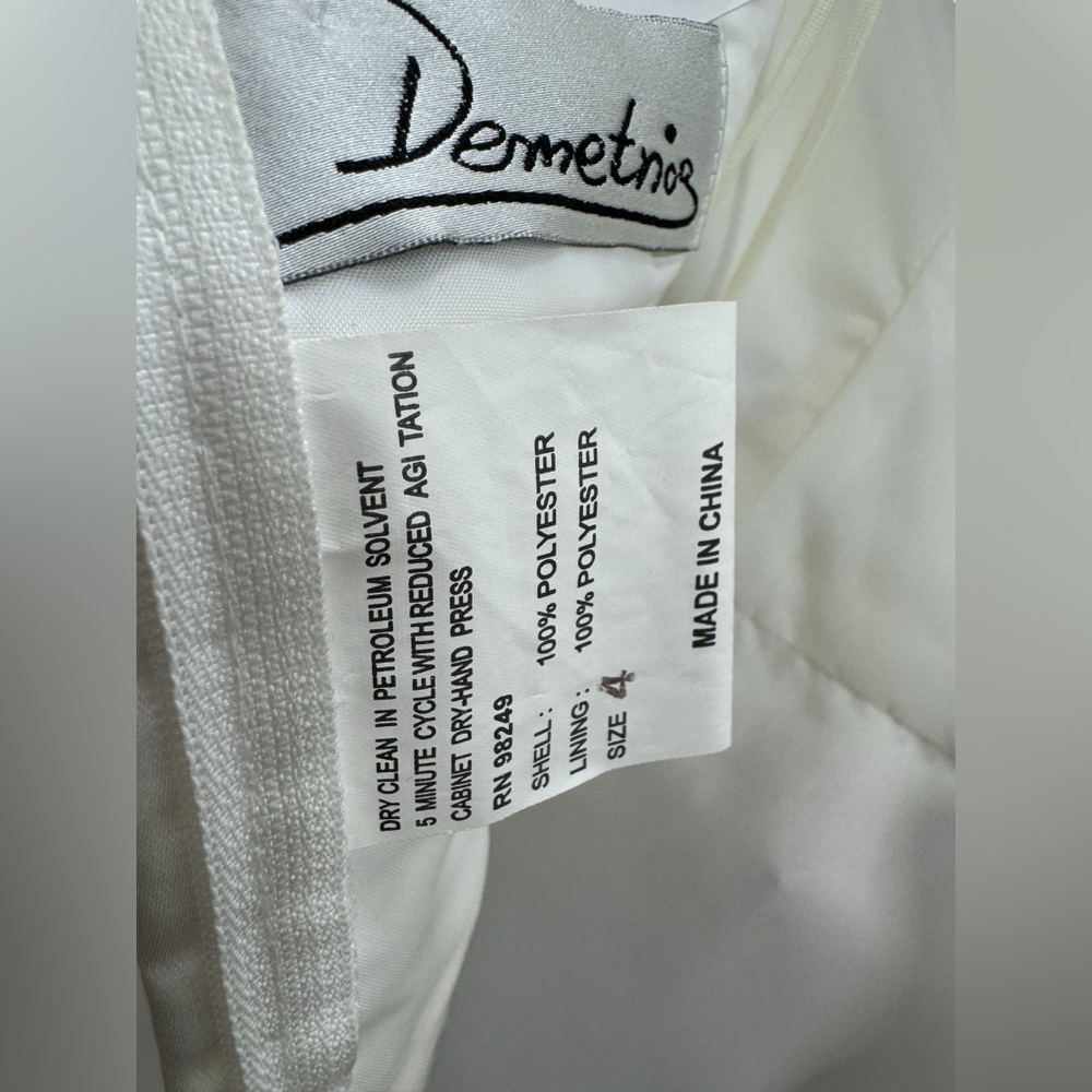 Demetrios Elegant Beaded Column Wedding Dress Size 4 - Picture 7 of 9